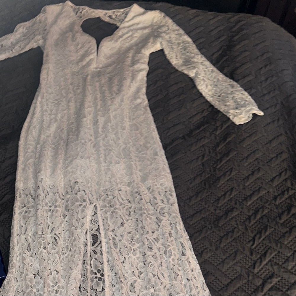 Lulu’s white dress eyelet XL really pretty could even be a beach/outdoor wedding